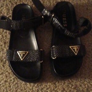 Lady guess sandals